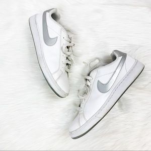 nike silver swoosh